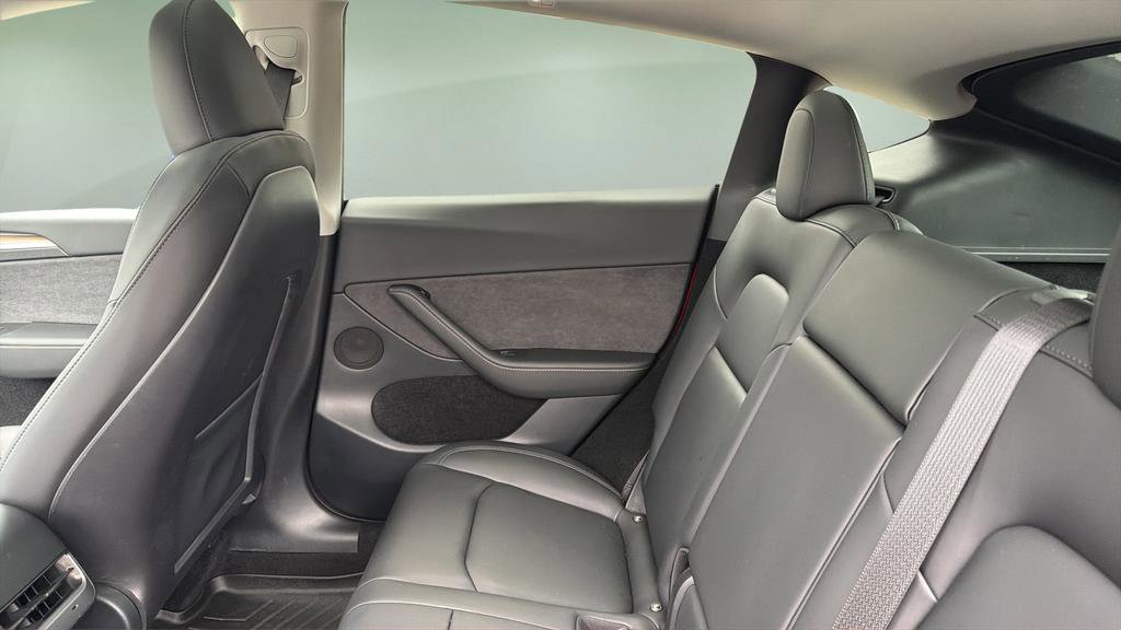 Used 2023 Tesla Model Y Long Range image 15