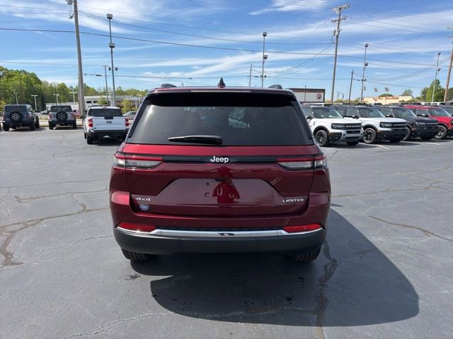 Used 2025 Jeep Grand Cherokee Limited AWD/4WD image 6