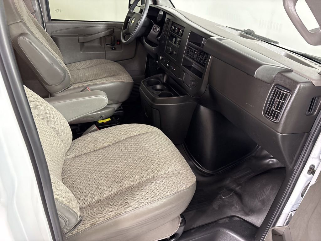 Used 2023 Chevrolet Express 3500 LS image 17