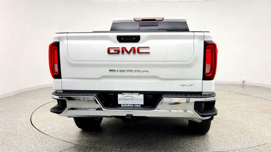 Used 2026 GMC Sierra 1500 SLT image 6