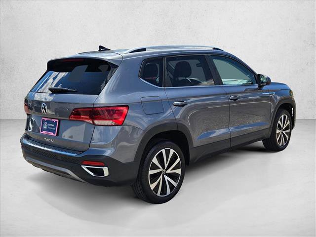 Certified 2023 Volkswagen Taos SE FWD image 5