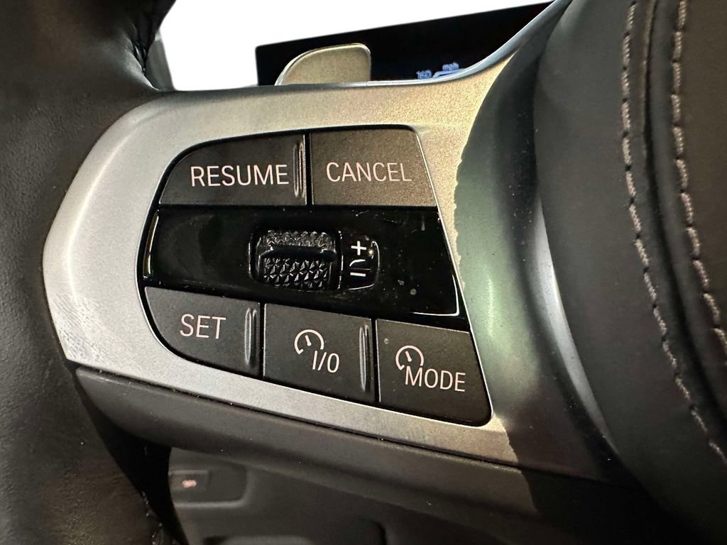 Used 2025 BMW X6 xDrive40i w/ Executive Package AWD/4WD image 42
