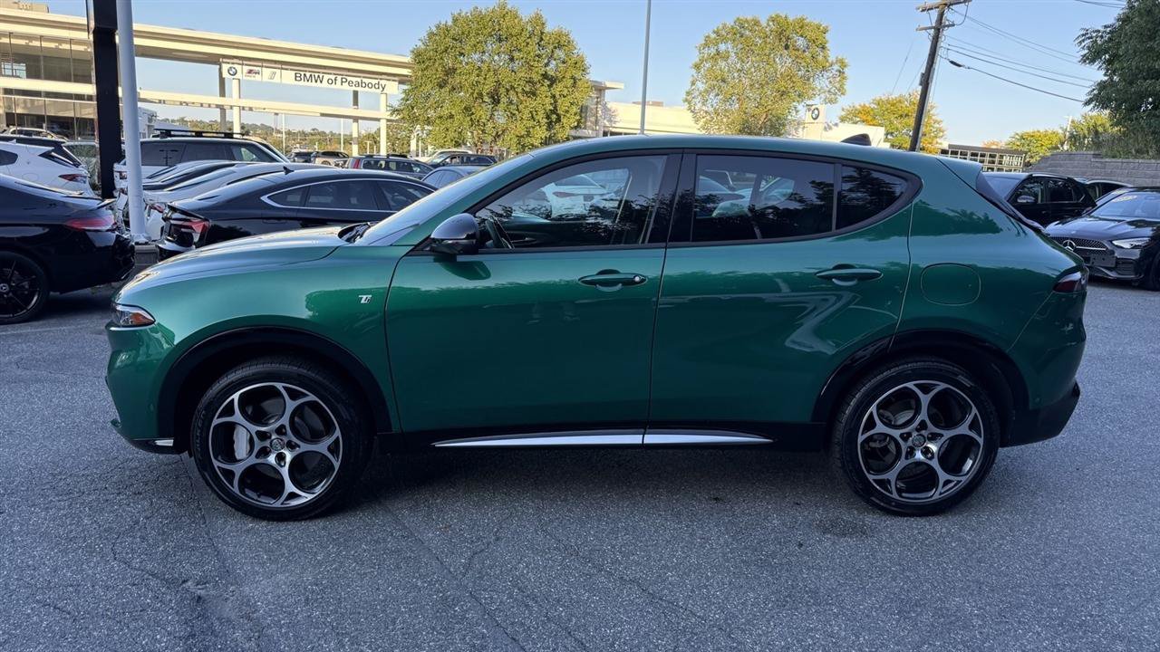 Used 2024 Alfa Romeo Tonale Ti w/ Active Assist Package AWD/4WD image 11