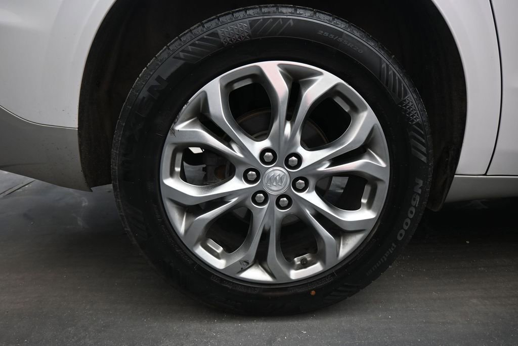 Used 2019 Buick Enclave Avenir w/ Avenir Technology Package AWD/4WD image 12