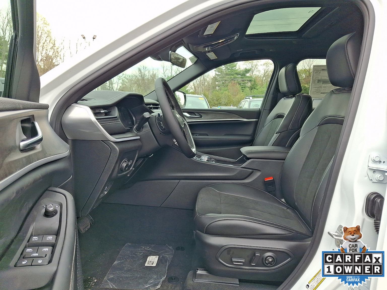 New 2026 Jeep Grand Cherokee L 4WD image 7