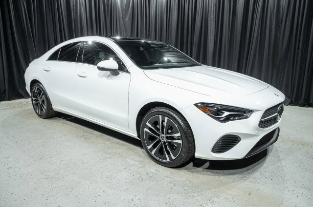 Used 2026 Mercedes-Benz CLA 250 image 3