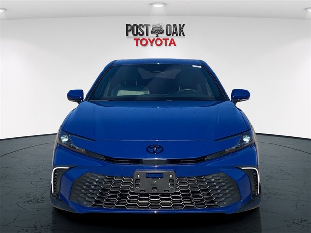 Used 2025 Toyota Camry XSE image 2