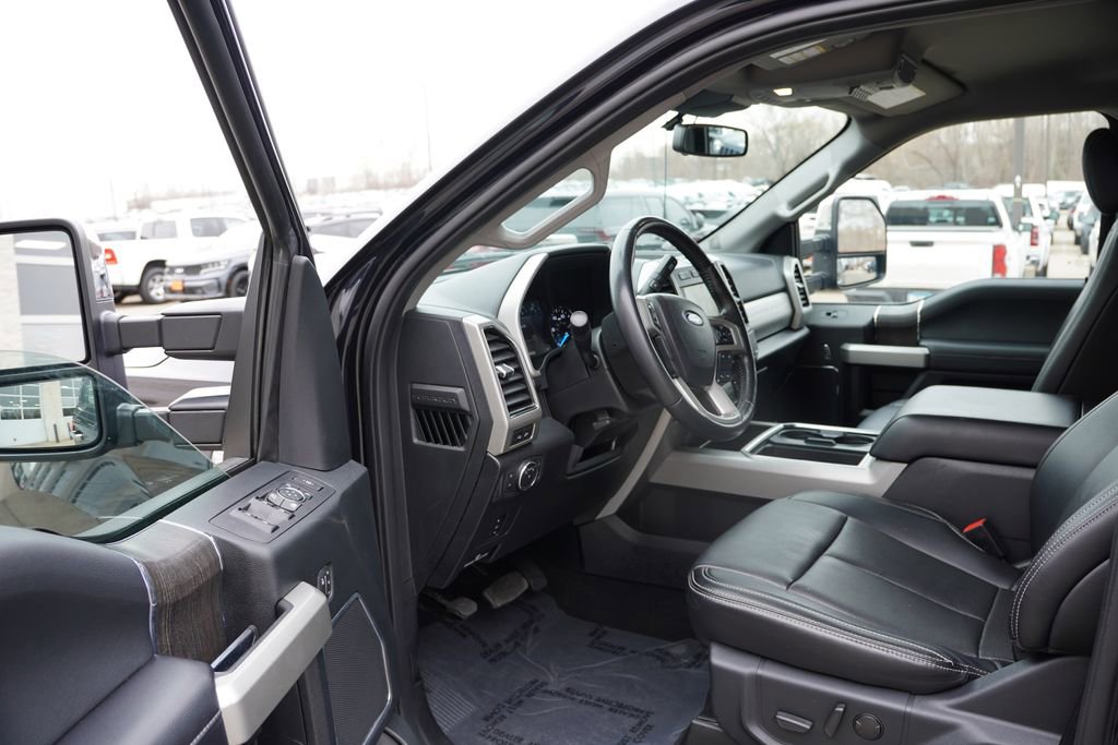 Used 2021 Ford F350 Lariat w/ Chrome Package image 15