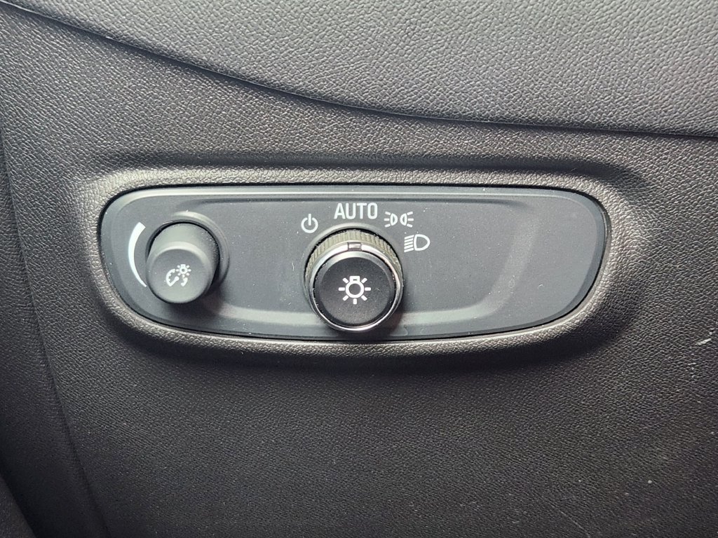 Used 2024 Chevrolet Equinox LT AWD/4WD image 13