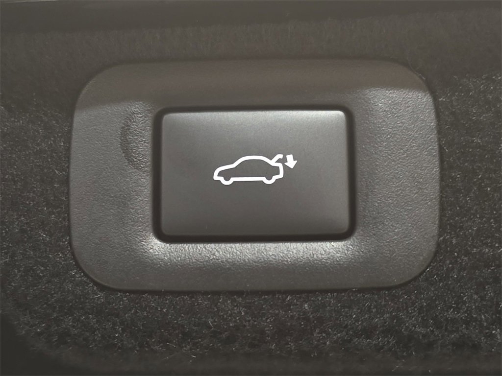 New 2026 Lexus LS 500 AWD image 13