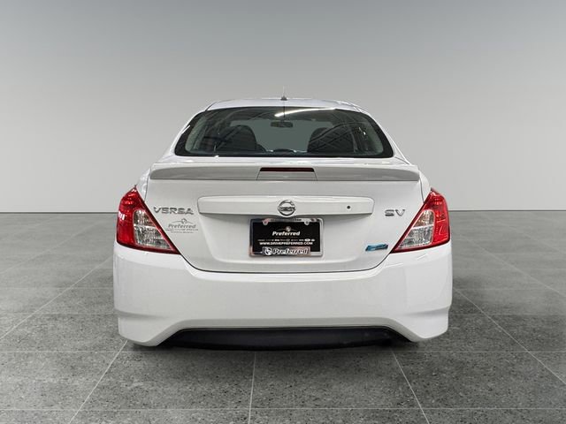 Used 2015 Nissan Versa SV image 23