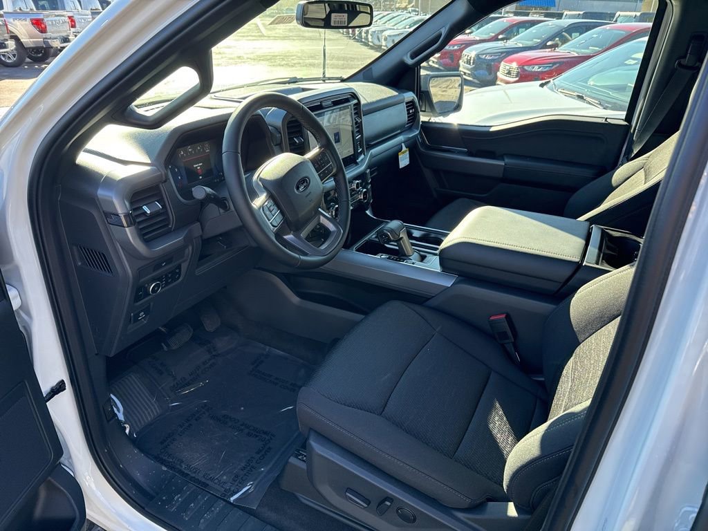 New 2026 Ford F150 XLT w/ Equipment Group 302A MID image 15