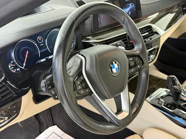 Used 2018 BMW 540i RWD image 18