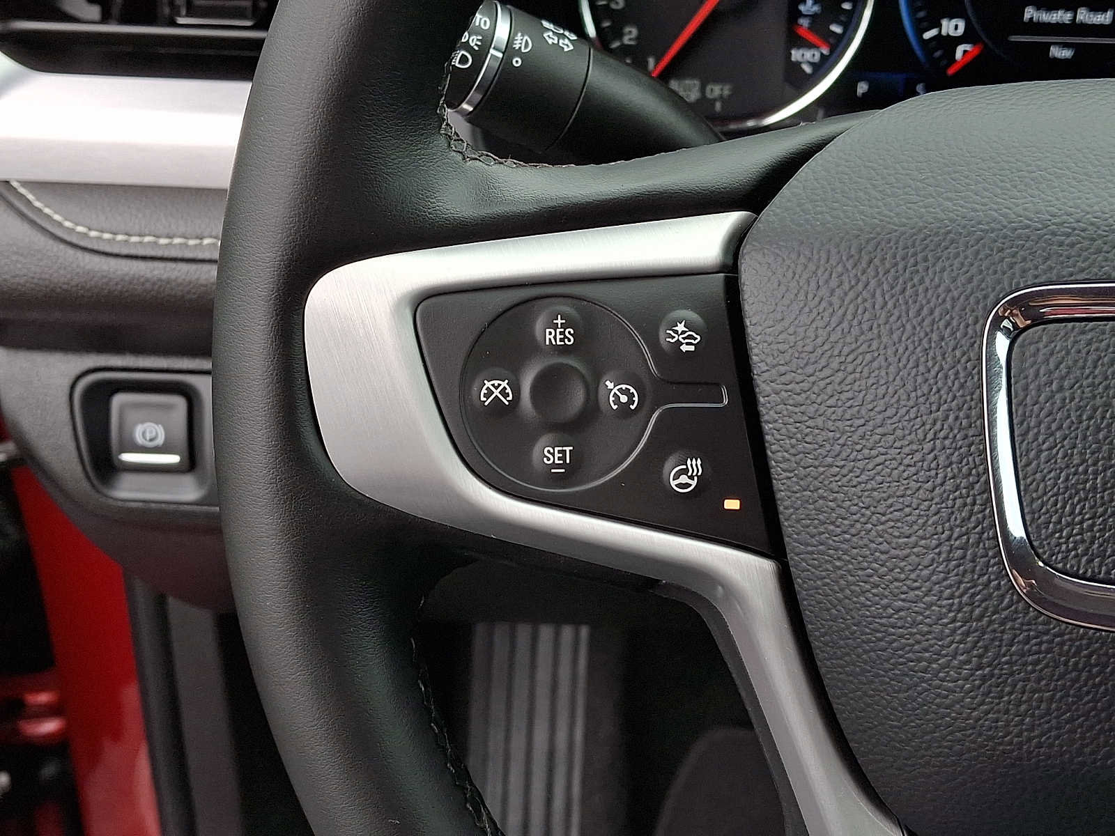 Certified 2023 GMC Acadia SLT w/ Technology Package AWD/4WD image 24