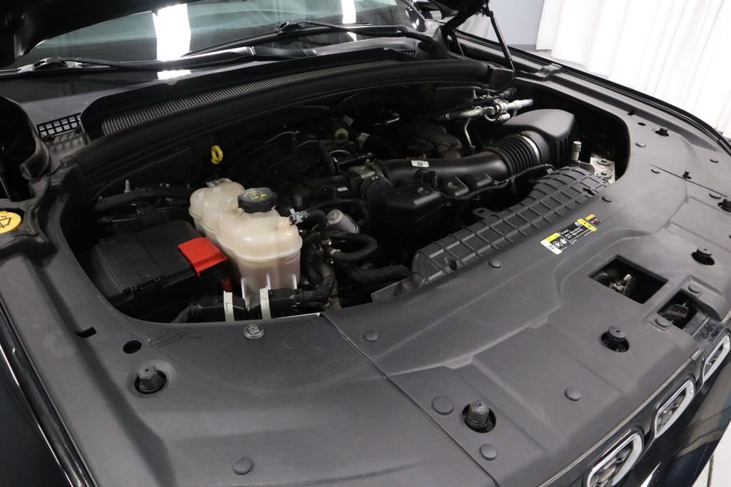 Used 2022 Jeep Grand Cherokee L Limited image 12