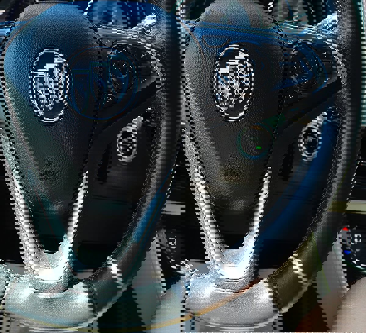 Used 2020 Buick Envision Preferred image 55