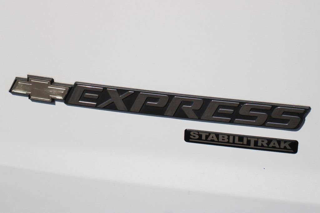 Used 2014 Chevrolet Express 2500 image 39