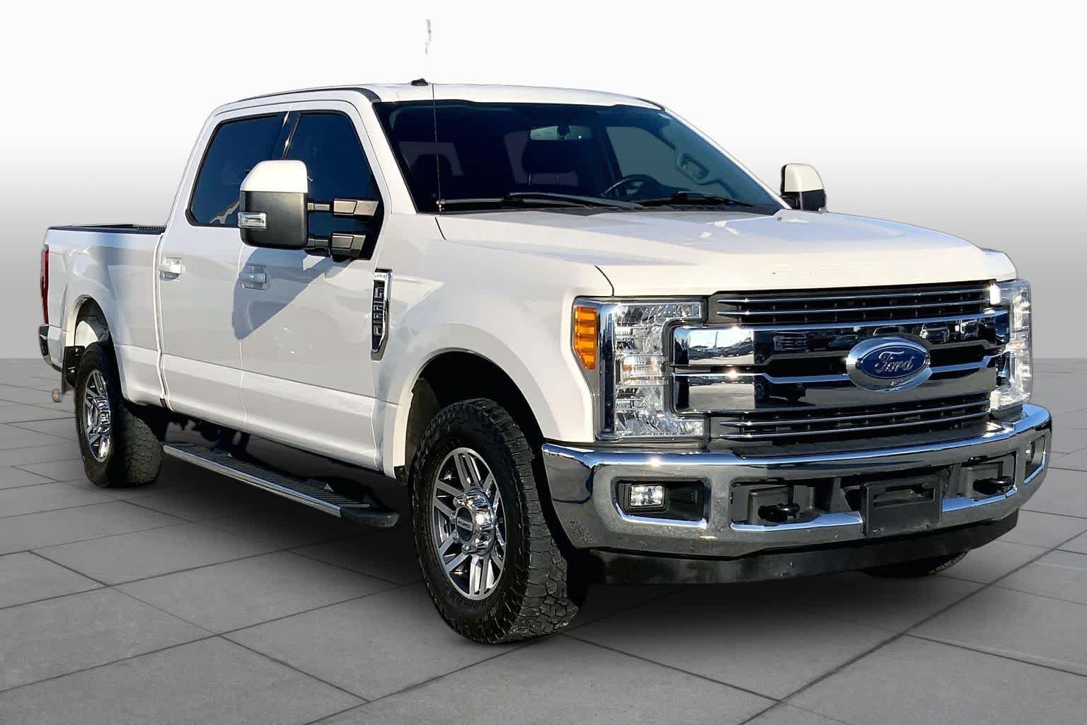 Certified 2017 Ford F250 Lariat w/ Lariat Value Package RWD image 3
