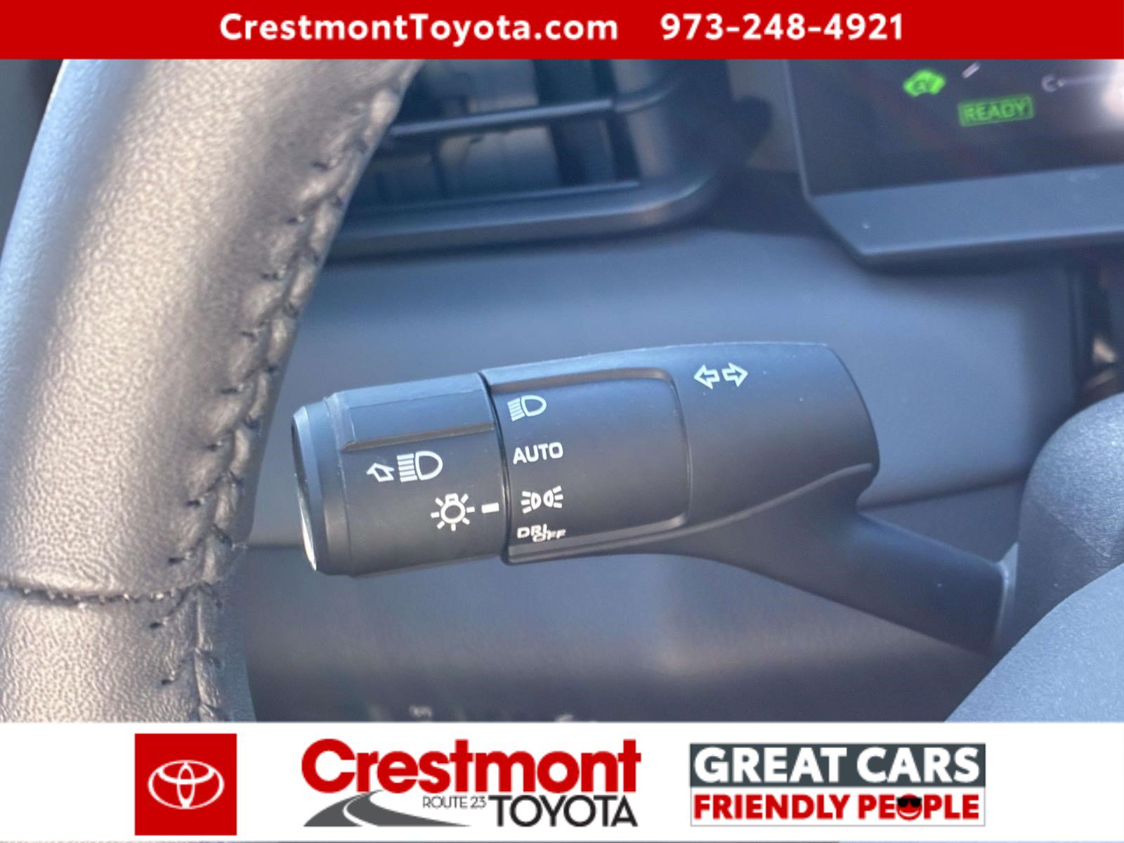 Used 2026 Toyota RAV4 XLE Premium w/ Weather Package AWD/4WD image 18