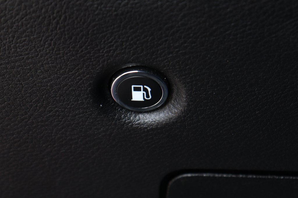 Used 2019 Dodge Durango SXT image 15