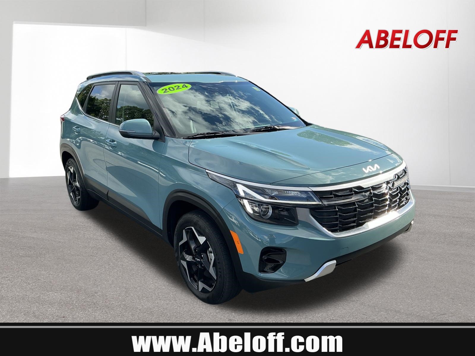 Used 2024 Kia Seltos EX AWD/4WD image 1