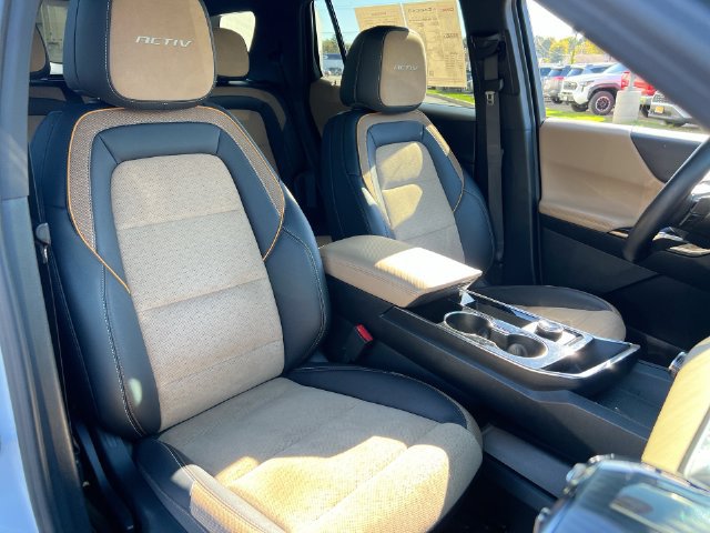 Used 2026 Chevrolet Equinox ACTIV w/ Safety and Technology Package AWD/4WD image 27
