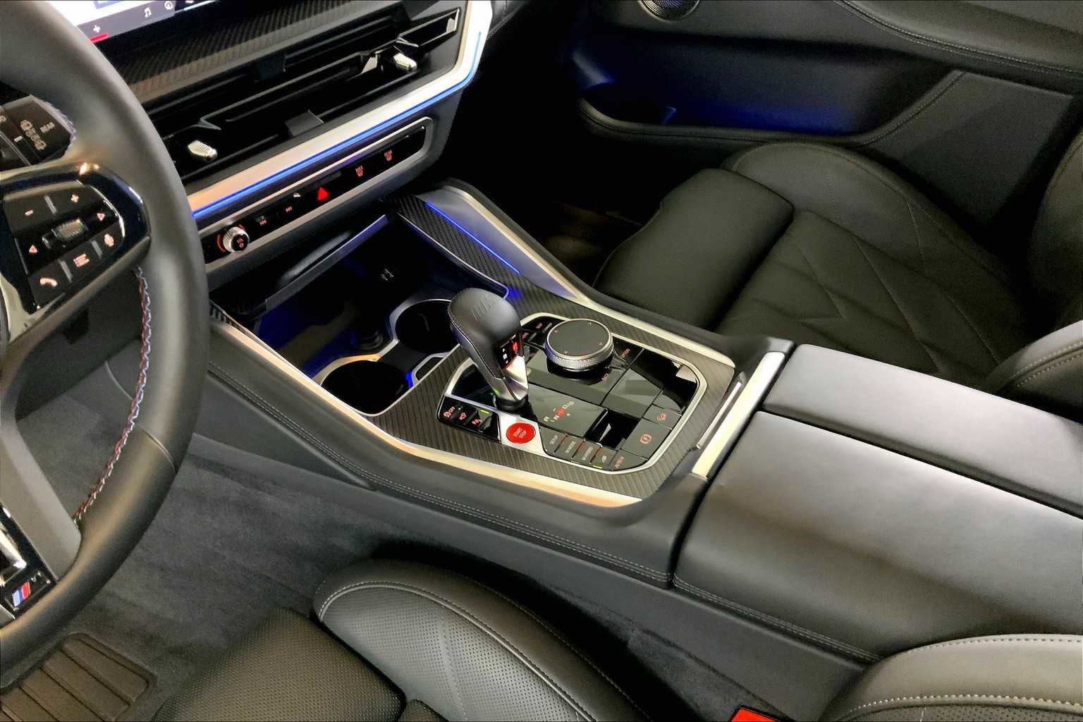 Used 2025 BMW XM AWD/4WD image 16