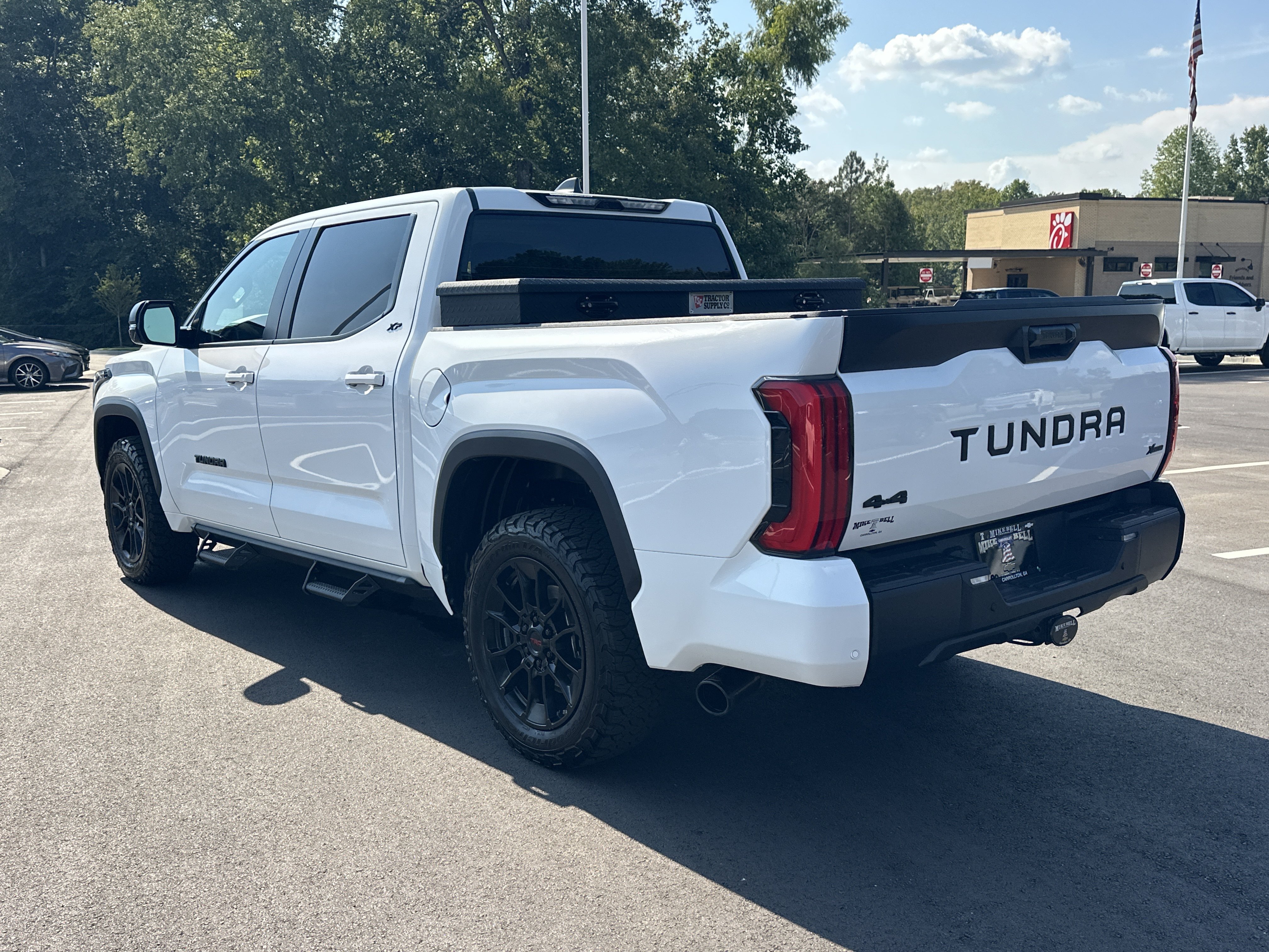 Used 2024 Toyota Tundra SR5 w/ SR5 Premium Package AWD/4WD image 5