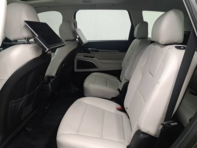 Used 2022 Kia Telluride S AWD/4WD image 15