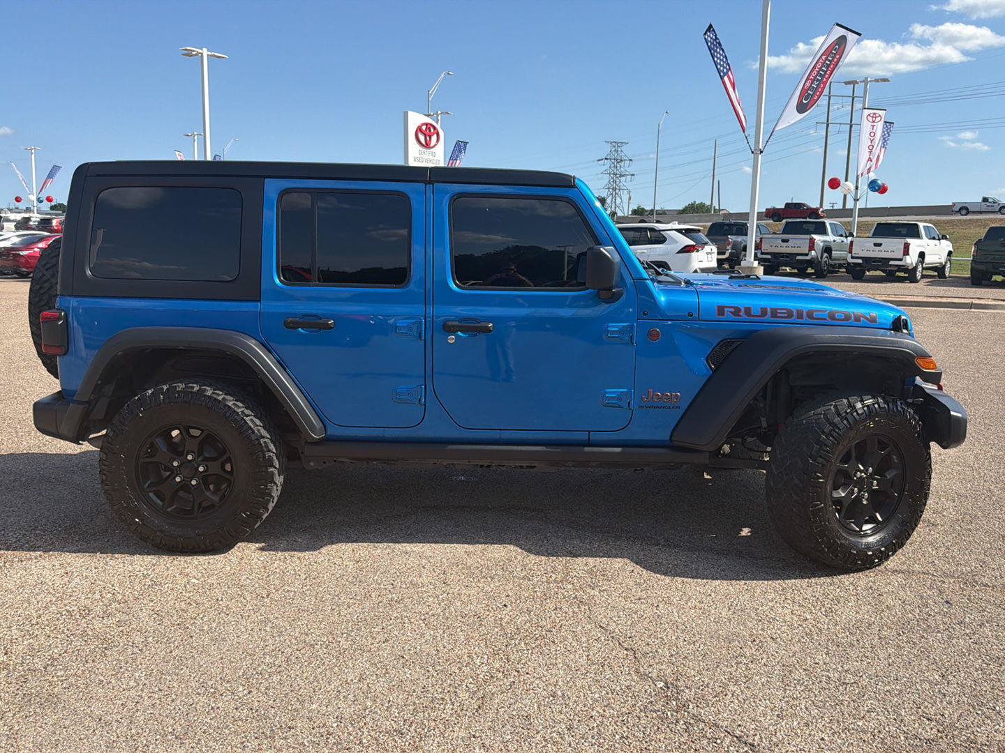 Used 2024 Jeep Wrangler Unlimited Rubicon AWD/4WD image 2