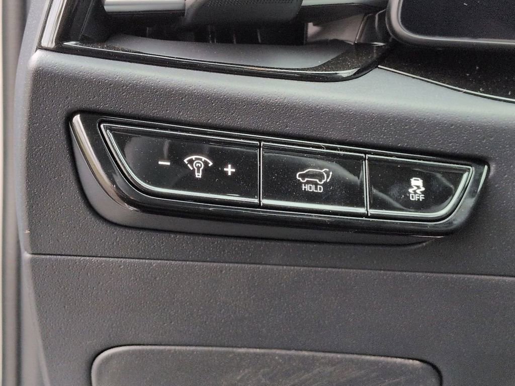 Certified 2025 Kia Niro Wind FWD image 18