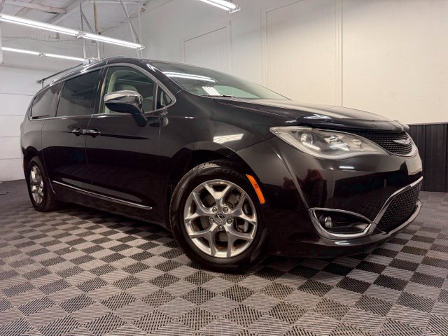 Used 2019 Chrysler Pacifica Limited
