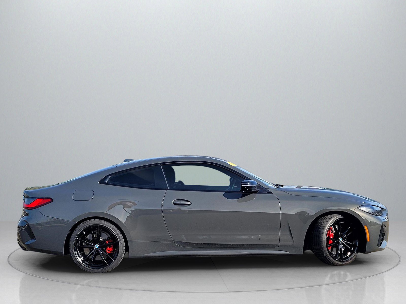 Used 2024 BMW M440i M440i w/ Parking Assistance Package image 9