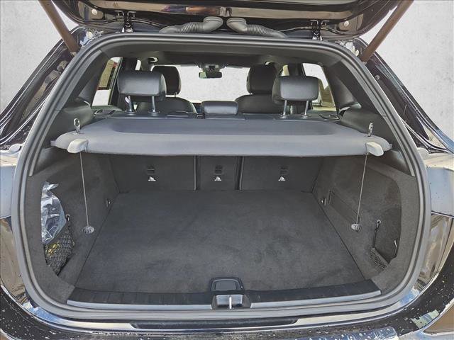 Used 2022 Mercedes-Benz GLA 250 4MATIC image 6