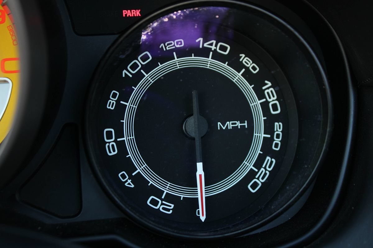 Used 2012 Ferrari California RWD image 27