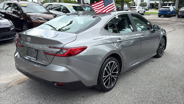Used 2026 Toyota Camry XLE FWD image 10