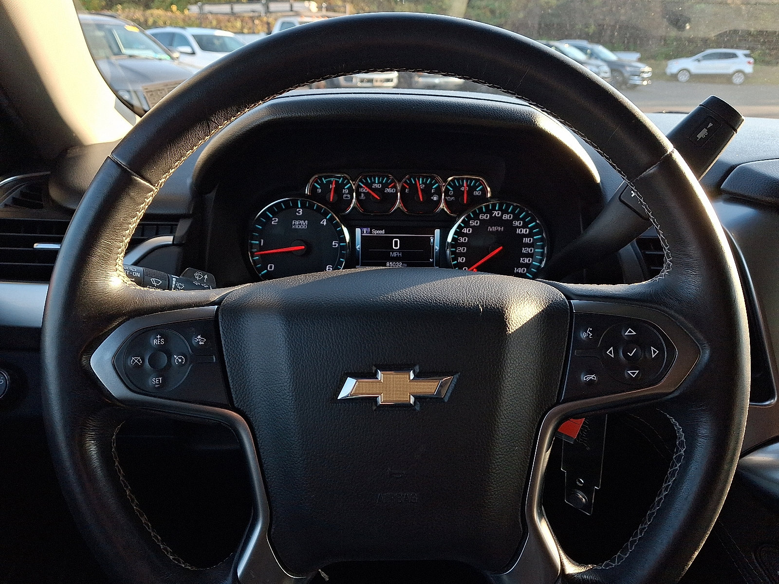 Used 2018 Chevrolet Suburban LT image 18