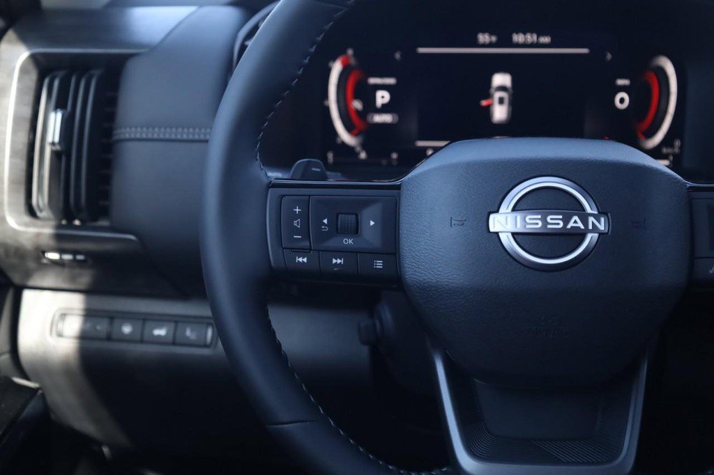 New 2026 Nissan Pathfinder Platinum AWD/4WD image 10