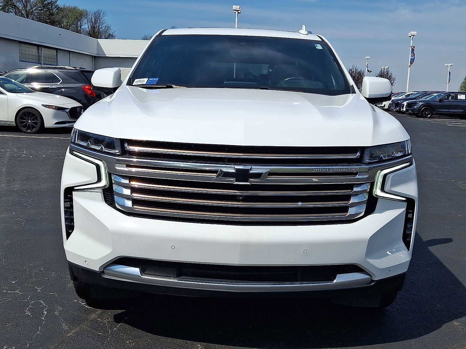 Used 2024 Chevrolet Suburban High Country w/ Advanced Technology Package AWD/4WD image 2