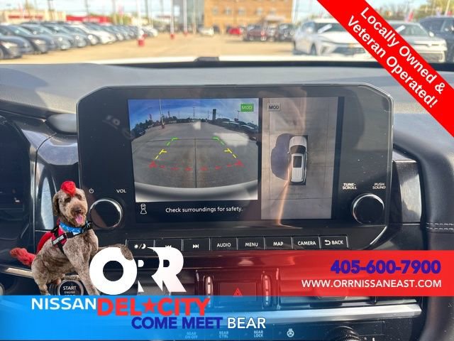Used 2022 Nissan Pathfinder Platinum w/ Cargo Package image 22
