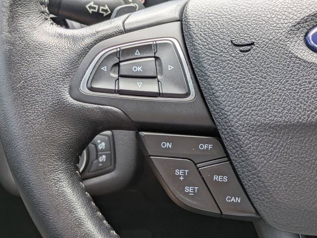 Used 2017 Ford Escape SE w/ Equipment Group 201A FWD image 29