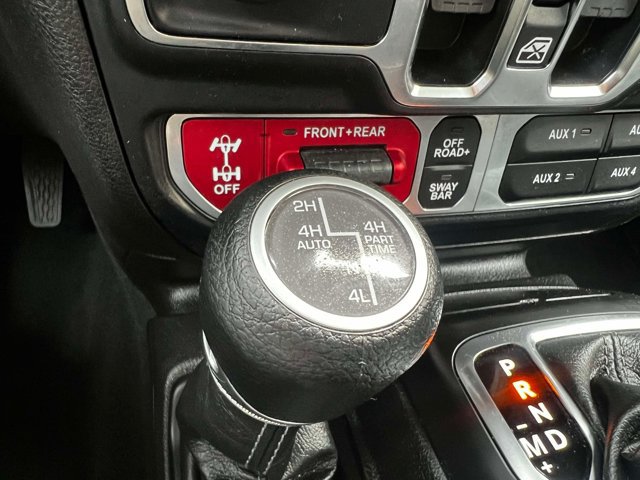 Used 2024 Jeep Wrangler Unlimited Rubicon 4xe AWD/4WD image 31