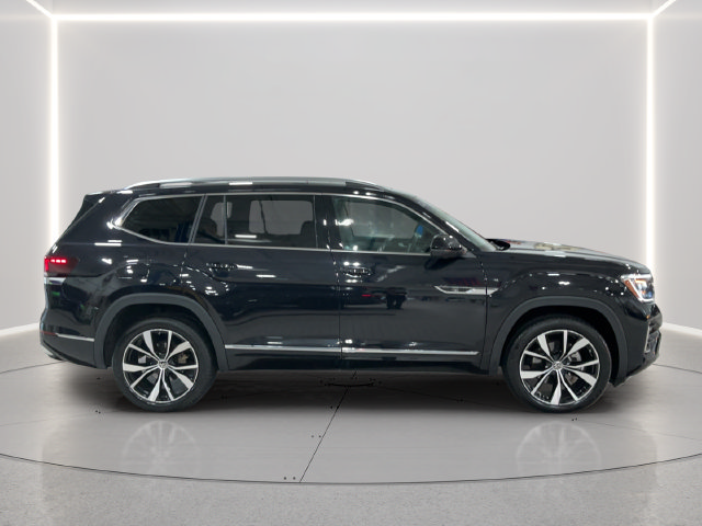 Certified 2026 Volkswagen Atlas SEL Premium R-Line AWD/4WD image 7