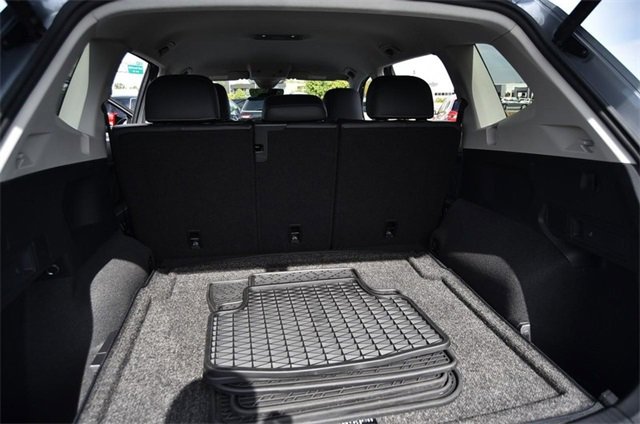Certified 2024 Volkswagen Tiguan SE image 25