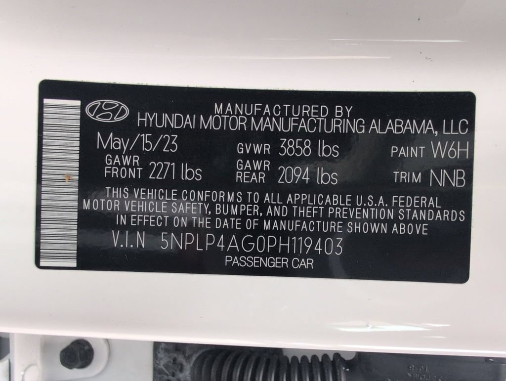 Certified 2023 Hyundai Elantra Limited w/ Cargo Package FWD image 31