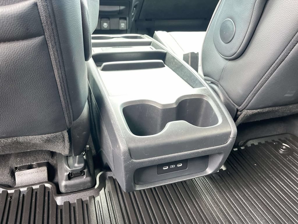 Used 2025 Honda Odyssey Elite image 24