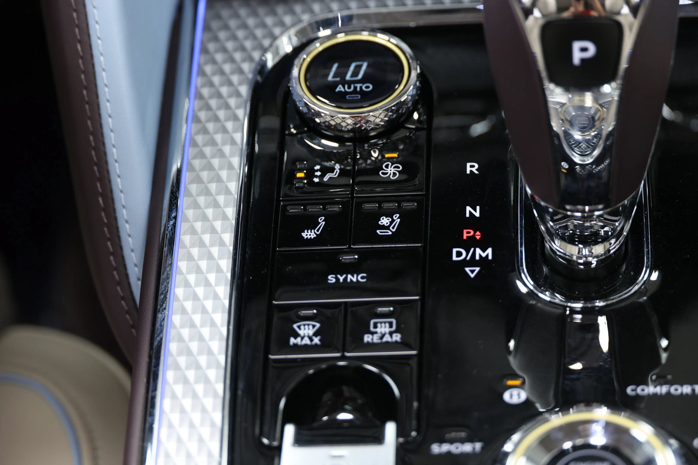 Used 2022 Bentley Flying Spur V8 AWD/4WD image 57
