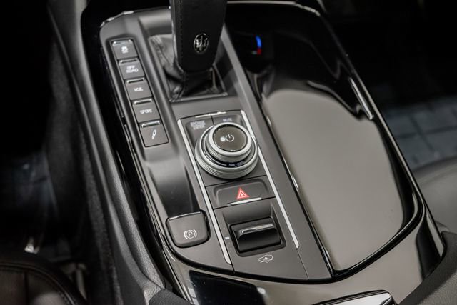 Used 2023 Maserati Levante GT AWD/4WD image 18