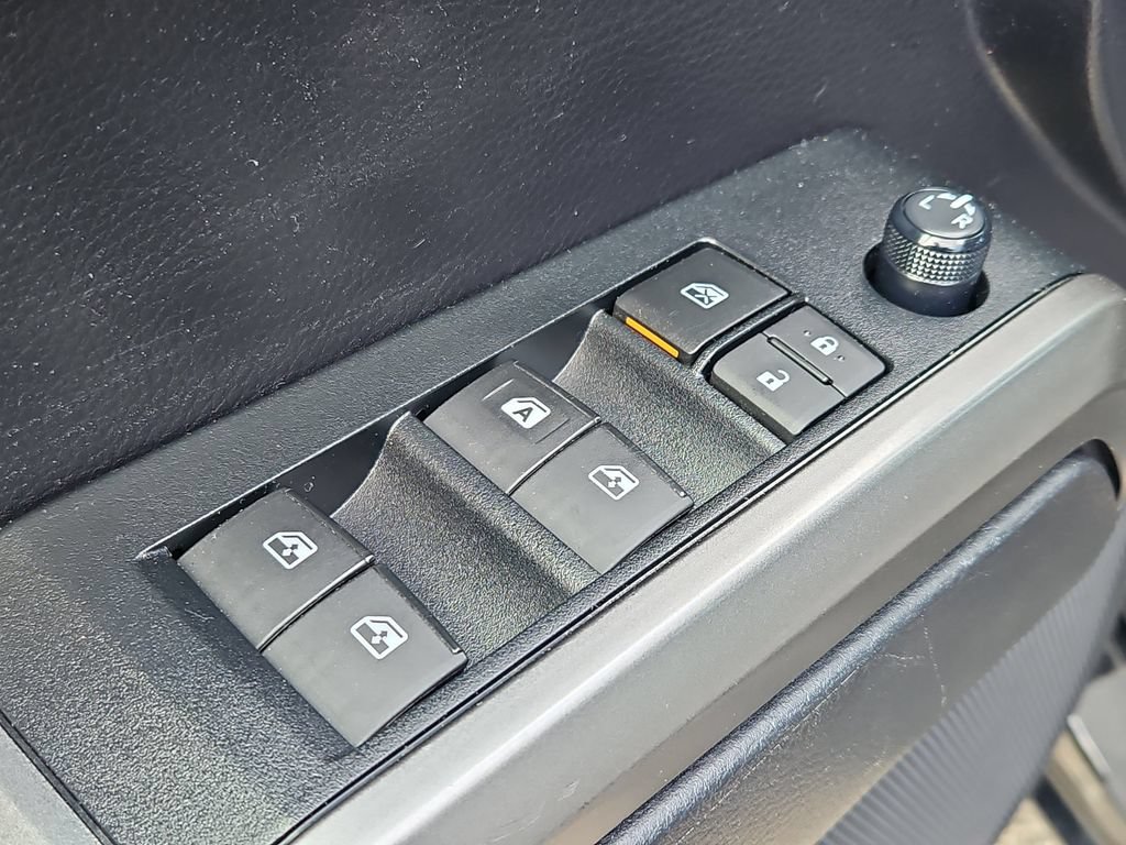 Used 2020 Toyota Tacoma SR5 AWD/4WD image 22