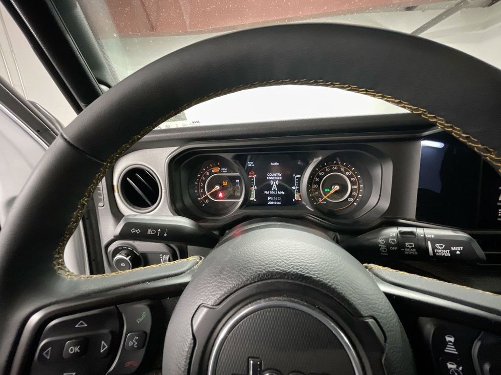 Used 2024 Jeep Wrangler Sport S image 11